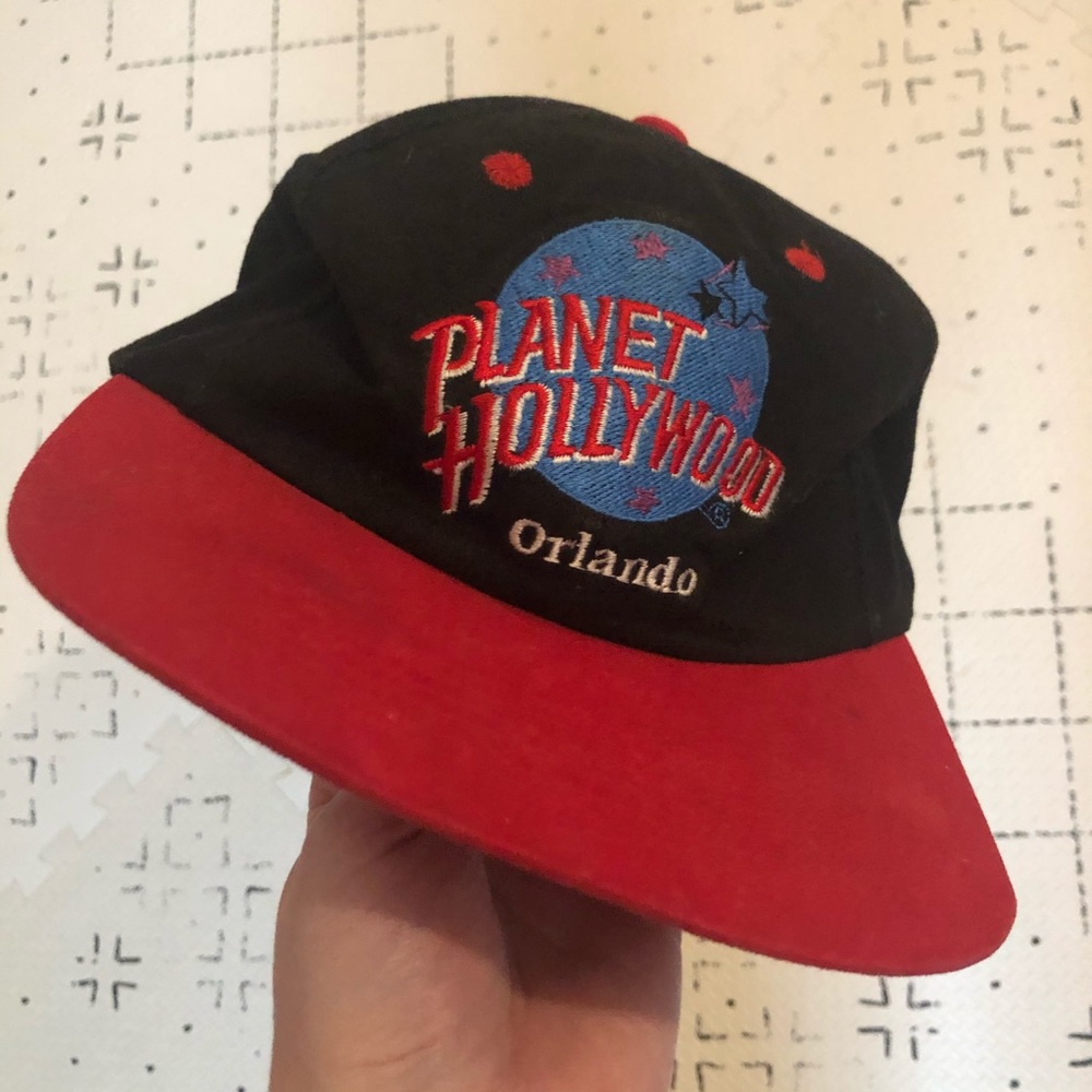 Planet Hollywood hat